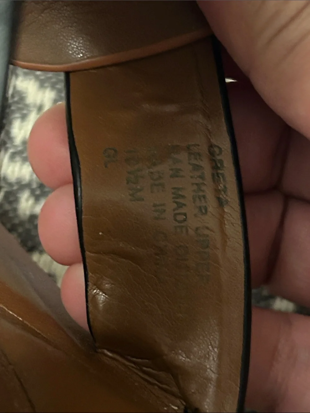 AEROSOLES Two-Tone brown& Black Leather Slide Sandals with Gold Chain size 10.
